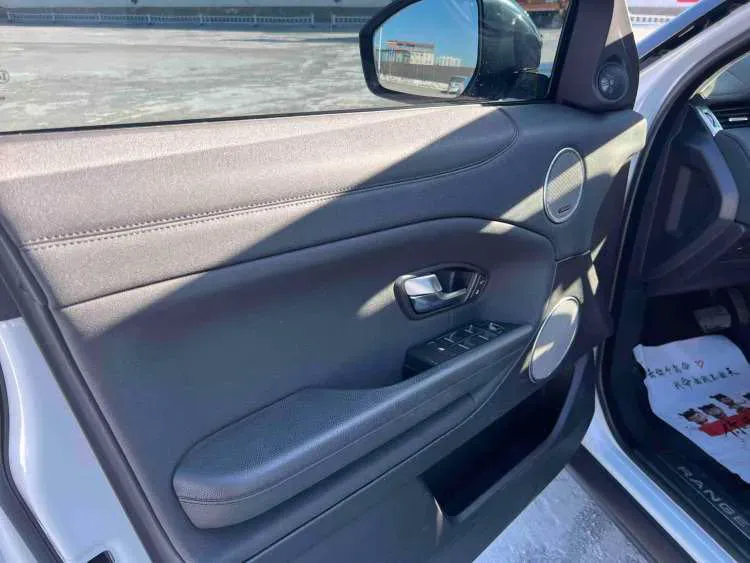 2018 Land Rover Range Rover Evoque 2.0T 241HP L4 9AT,autocango,china used car exporter,china ev exporter,chinese used car exporter,chinese used ev exporter