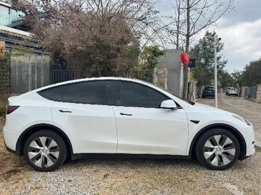2022 Tesla Model Y BEV 60KWH,autocango,china used car exporter,china ev exporter,chinese used car exporter,chinese used ev exporter