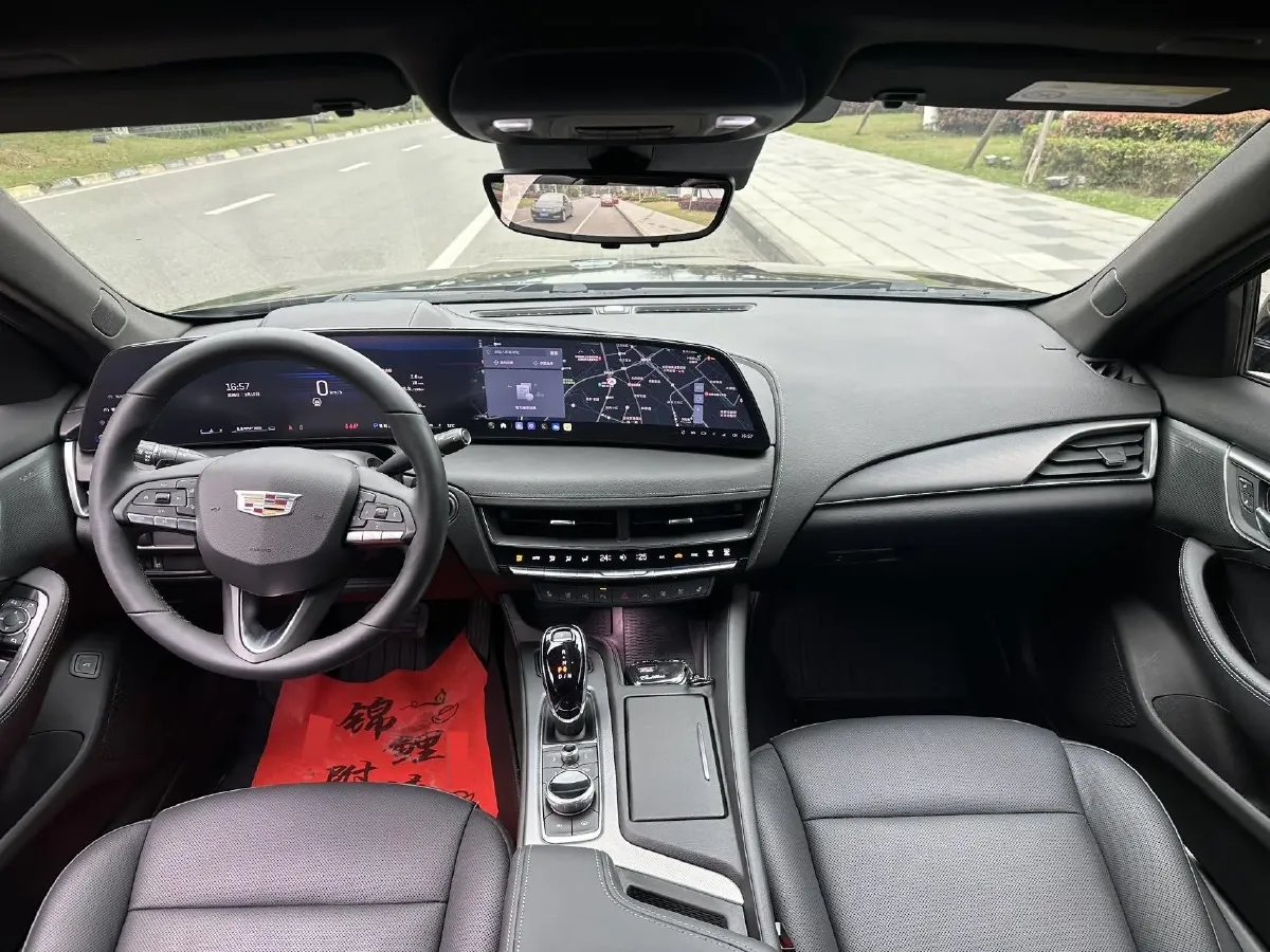 2024 Cadillac CT5 2.0T 237HP L4 10AT,autocango,china used car exporter,china ev exporter,chinese used car exporter,chinese used ev exporter