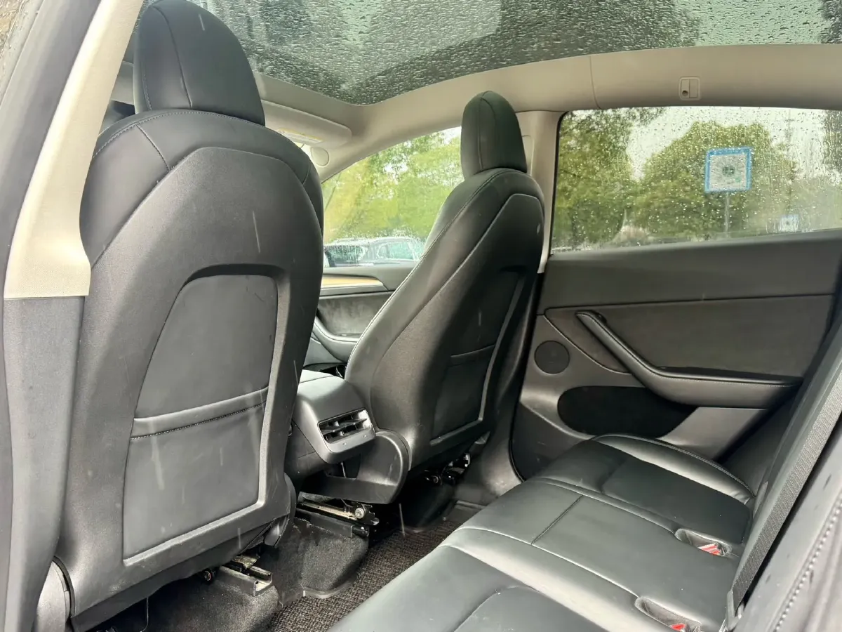 2021 Tesla Model Y BEV 60KWH,autocango,china used car exporter,china ev exporter,chinese used car exporter,chinese used ev exporter