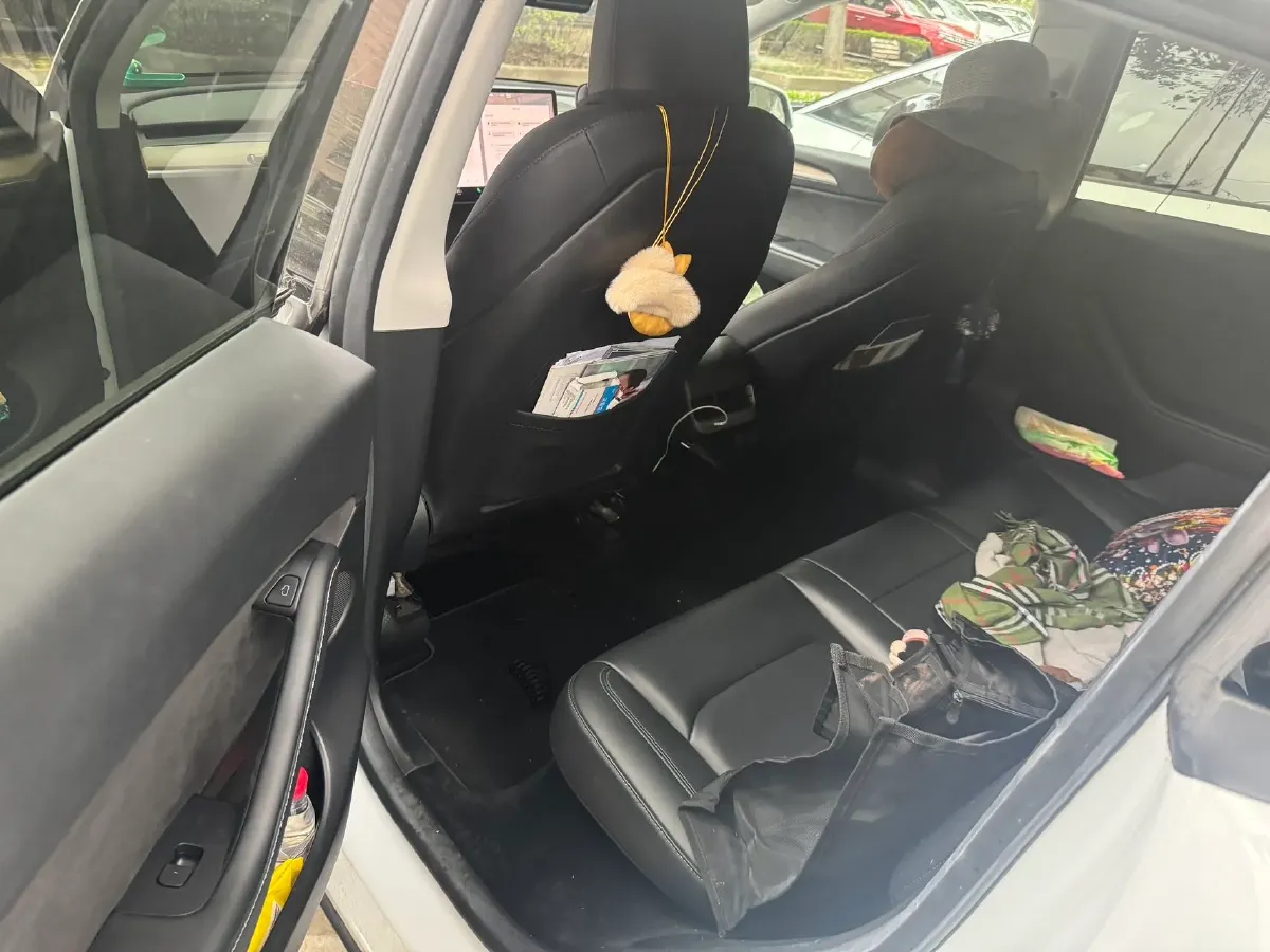 2022 Tesla Model Y BEV 60KWH,autocango,china used car exporter,china ev exporter,chinese used car exporter,chinese used ev exporter