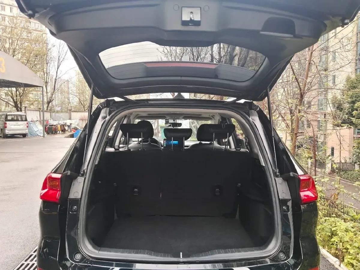 2021 Haval M6 1.5T 150HP L4 7DCT,autocango,china used car exporter,china ev exporter,chinese used car exporter,chinese used ev exporter