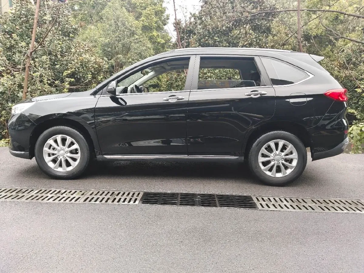 2021 Haval M6 1.5T 150HP L4 7DCT,autocango,china used car exporter,china ev exporter,chinese used car exporter,chinese used ev exporter