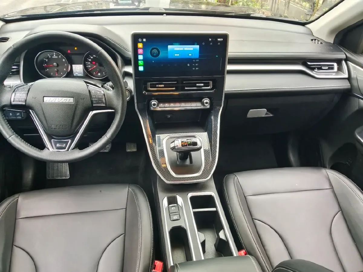 2021 Haval M6 1.5T 150HP L4 7DCT,autocango,china used car exporter,china ev exporter,chinese used car exporter,chinese used ev exporter