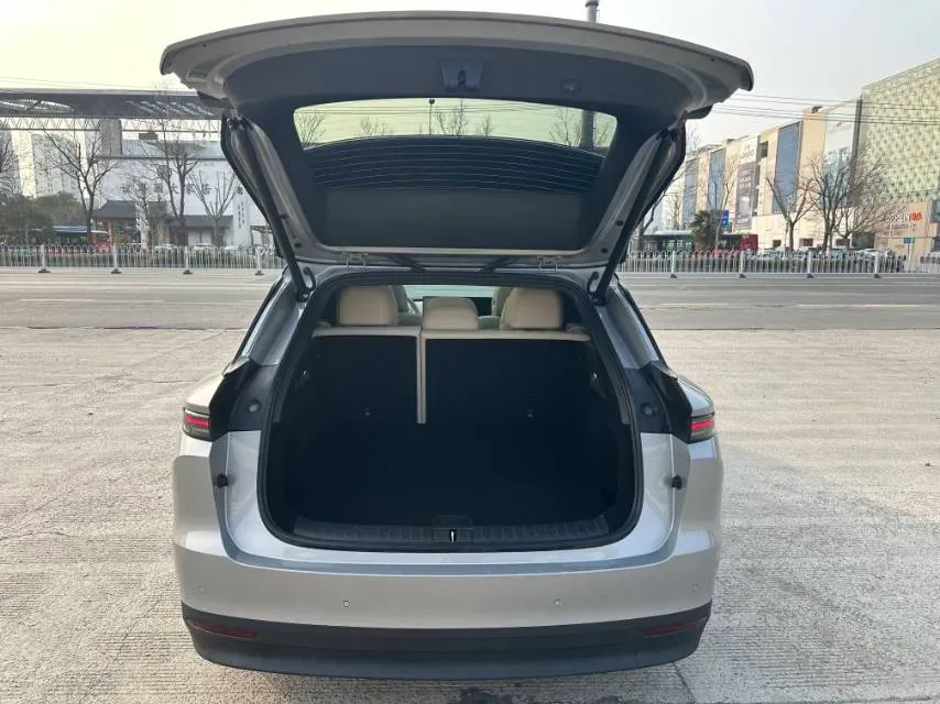2025 Li i6 BEV,autocango,china used car exporter,china ev exporter,chinese used car exporter,chinese used ev exporter