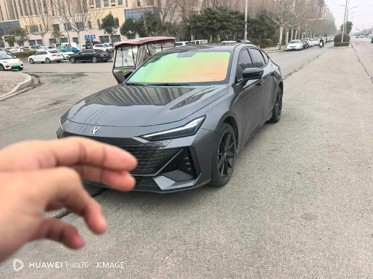 2023 ChangAn UNI-V iDD 1.5T 170HP L4 6TCT PHEV 18.4KWH,autocango,china used car exporter,china ev exporter,chinese used car exporter,chinese used ev exporter