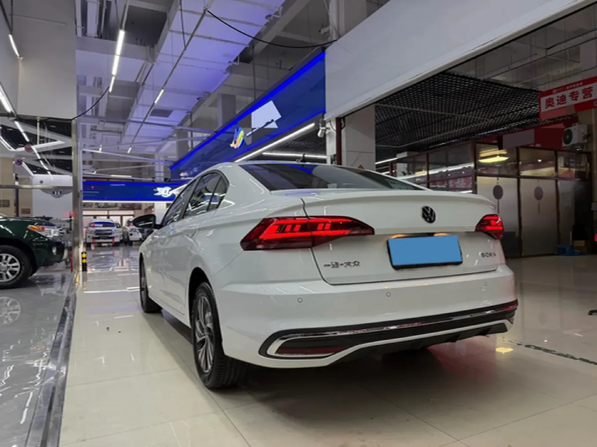 2026 Volkswagen Bora 1.2T 116HP L4 7DCT,autocango,china used car exporter,china ev exporter,chinese used car exporter,chinese used ev exporter