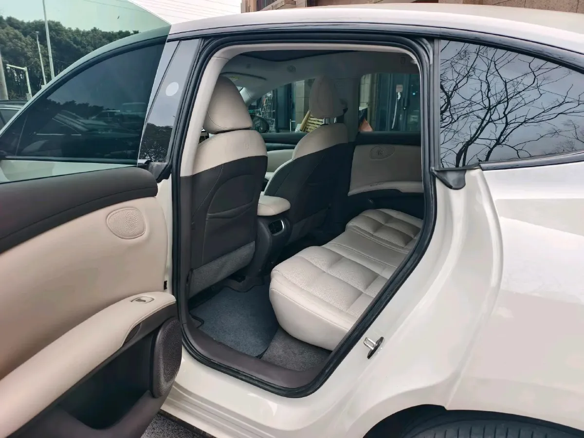 2023 IM LS6 BEV 90KWH,autocango,china used car exporter,china ev exporter,chinese used car exporter,chinese used ev exporter