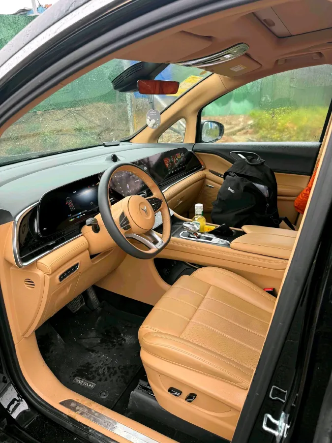 2022 Voyah Dream 1.5T 136HP L4 PHEV 25.57KWH,autocango,china used car exporter,china ev exporter,chinese used car exporter,chinese used ev exporter