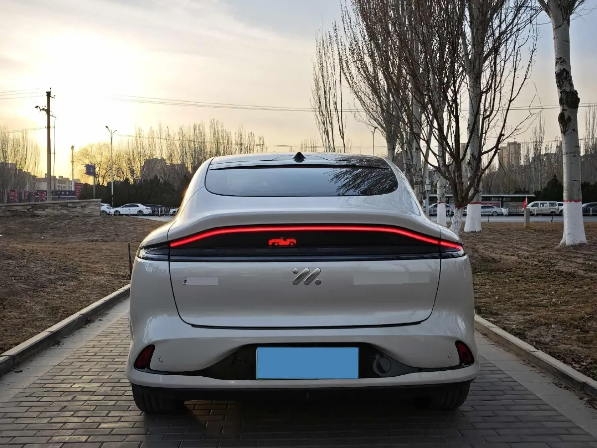 2025 IM LS6 BEV 83KWH,autocango,china used car exporter,china ev exporter,chinese used car exporter,chinese used ev exporter