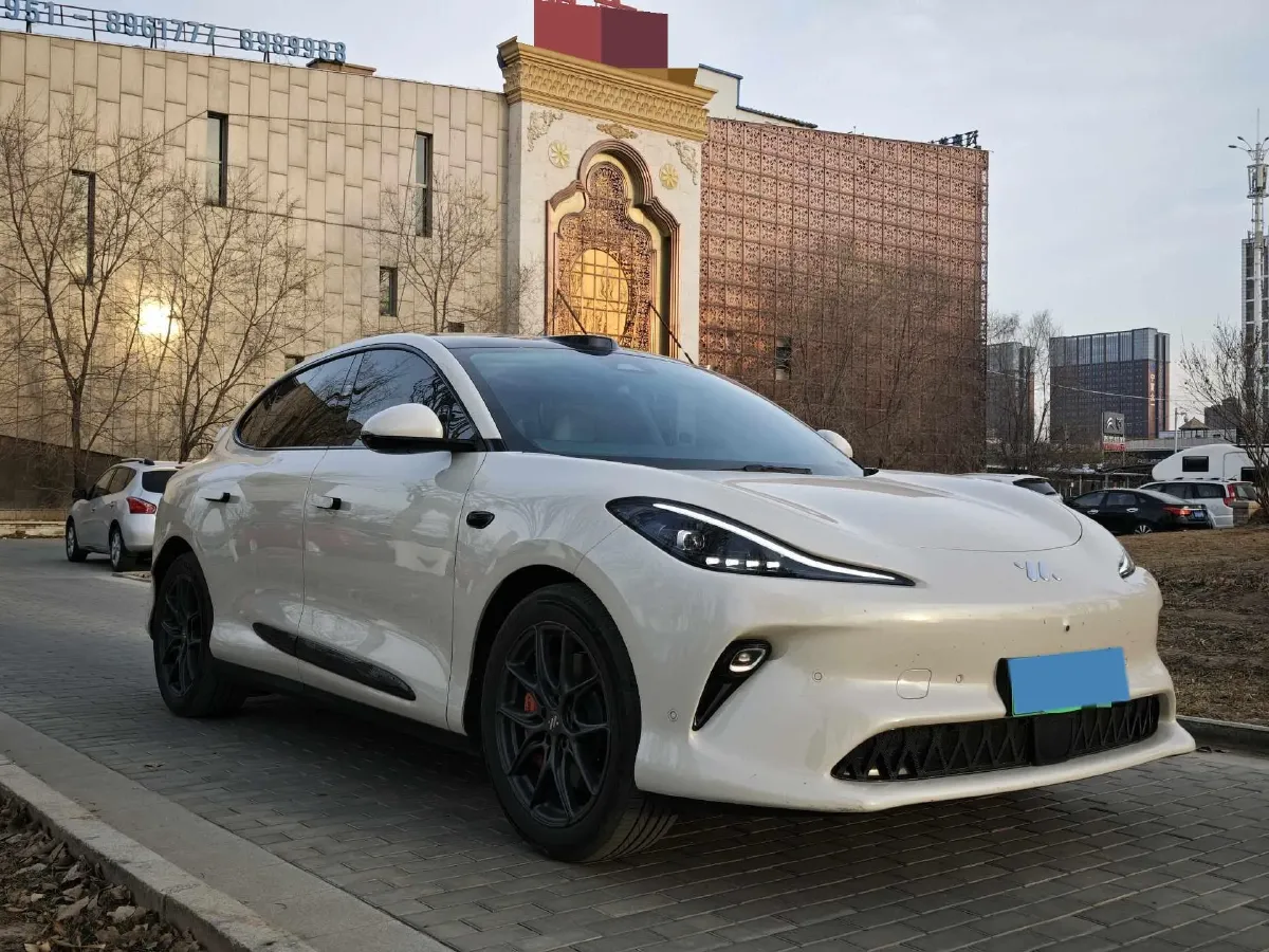 2025 IM LS6 BEV 83KWH,autocango,china used car exporter,china ev exporter,chinese used car exporter,chinese used ev exporter