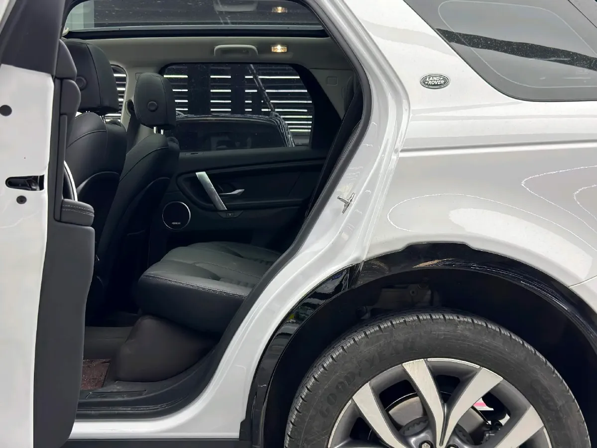 2024 Land Rover Discovery Sport 2.0T 249HP L4 9AT,autocango,china used car exporter,china ev exporter,chinese used car exporter,chinese used ev exporter