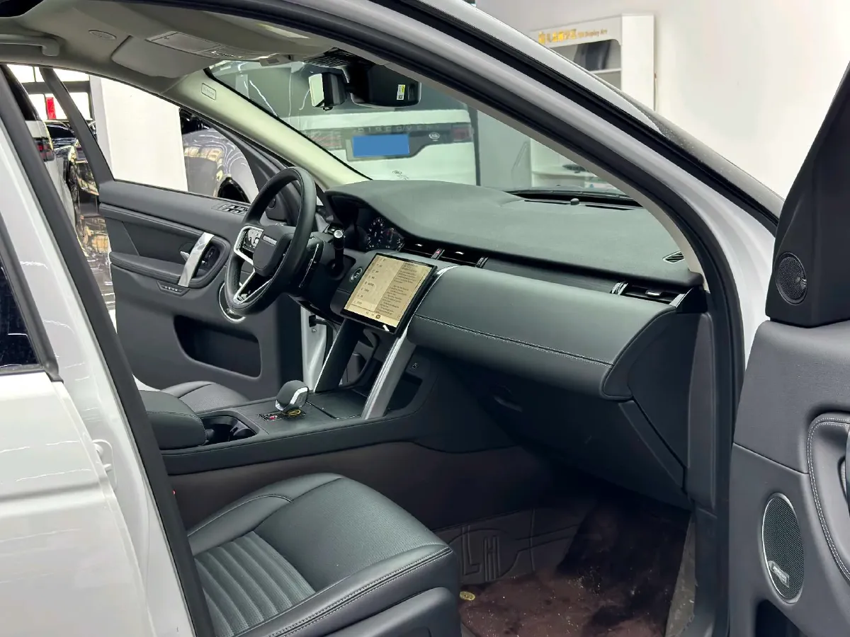 2024 Land Rover Discovery Sport 2.0T 249HP L4 9AT,autocango,china used car exporter,china ev exporter,chinese used car exporter,chinese used ev exporter