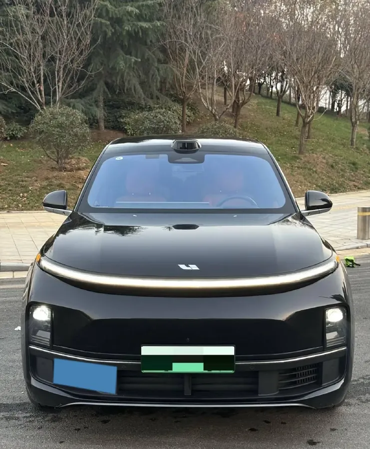 2024 Li L9 Range Extended 154HP REEV 52.3KWH,autocango,china used car exporter,china ev exporter,chinese used car exporter,chinese used ev exporter