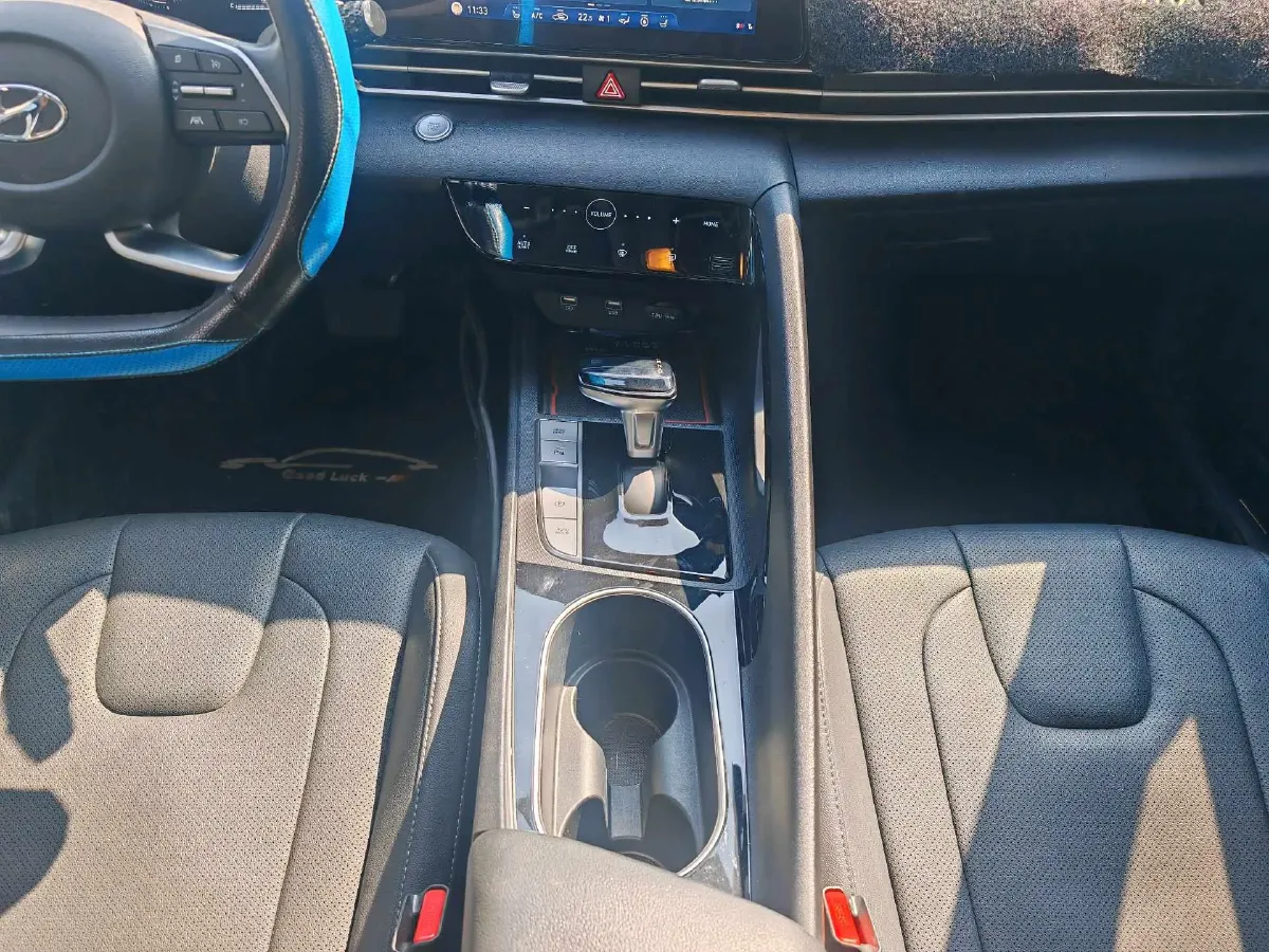 2021 Hyundai Elantra 1.5L 115HP L4 CVT,autocango,china used car exporter,china ev exporter,chinese used car exporter,chinese used ev exporter