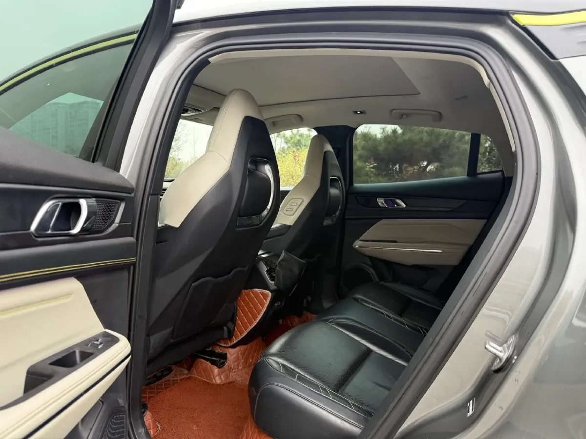 2022 LYNK&CO 05 2.0T 254HP L4 8AT,autocango,china used car exporter,china ev exporter,chinese used car exporter,chinese used ev exporter