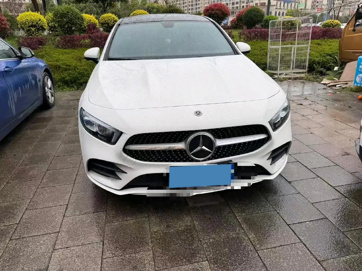 2022 Mercedes-Benz A Class 1.3T 163HP L4 7DCT,autocango,china used car exporter,china ev exporter,chinese used car exporter,chinese used ev exporter