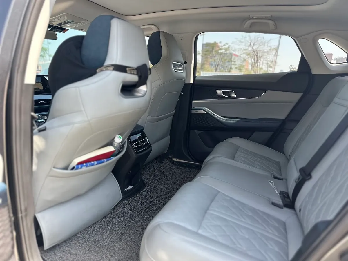 2022 Bestune T99 2.0T 224HP L4 6AT,autocango,china used car exporter,china ev exporter,chinese used car exporter,chinese used ev exporter