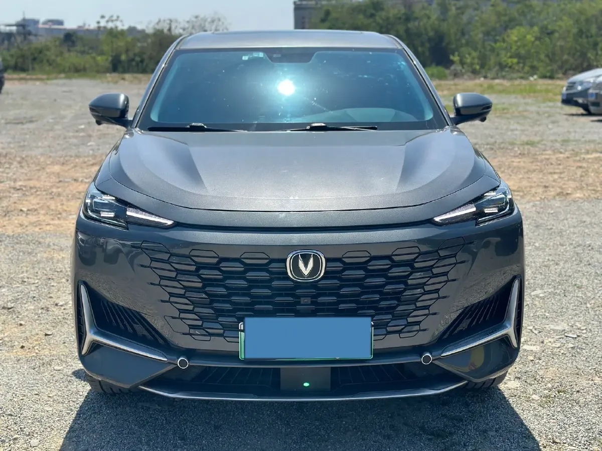 2022 Bestune T99 2.0T 224HP L4 6AT,autocango,china used car exporter,china ev exporter,chinese used car exporter,chinese used ev exporter