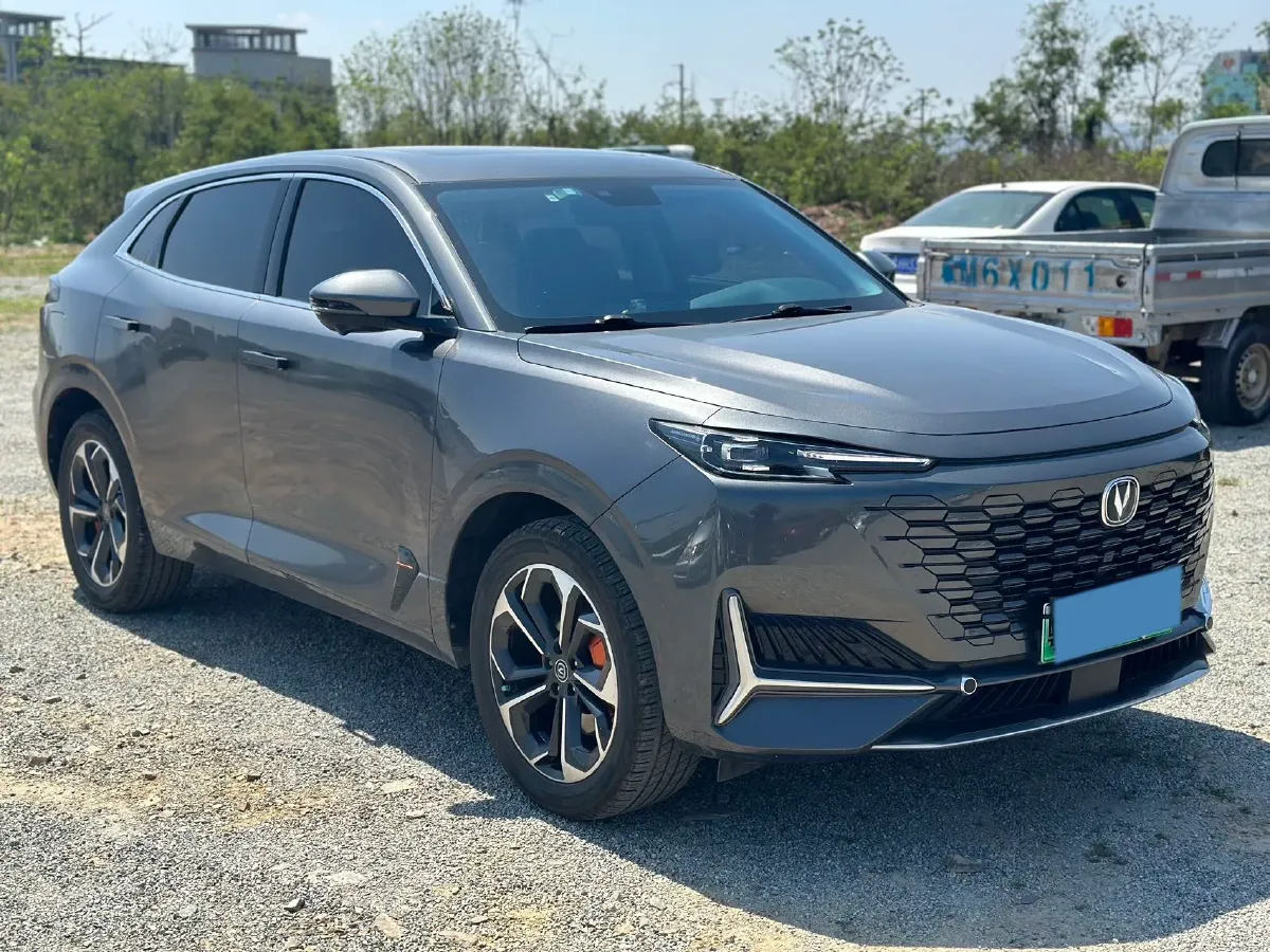 2022 Bestune T99 2.0T 224HP L4 6AT,autocango,china used car exporter,china ev exporter,chinese used car exporter,chinese used ev exporter