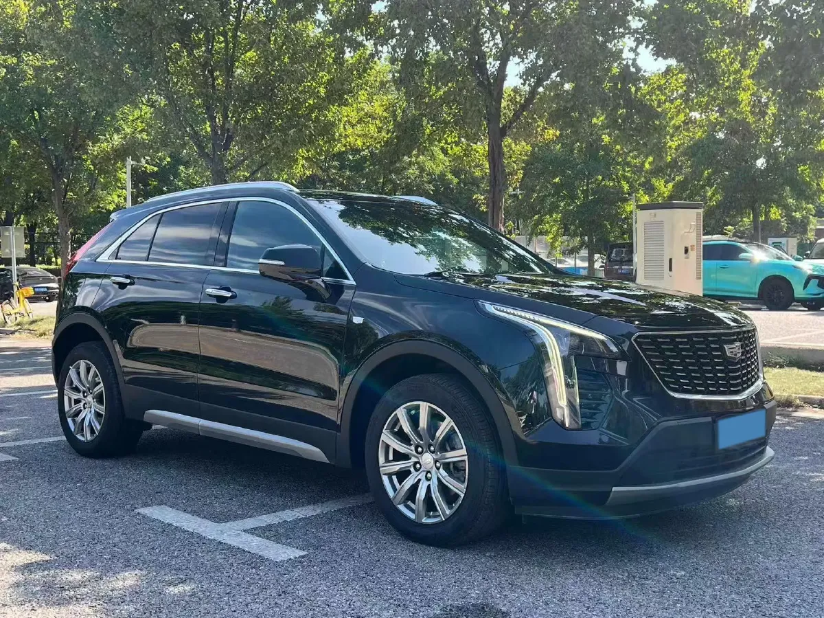 2021 Cadillac XT4 2.0T 237HP L4 9AT,autocango,china used car exporter,china ev exporter,chinese used car exporter,chinese used ev exporter