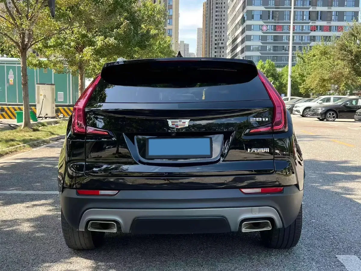 2021 Cadillac XT4 2.0T 237HP L4 9AT,autocango,china used car exporter,china ev exporter,chinese used car exporter,chinese used ev exporter