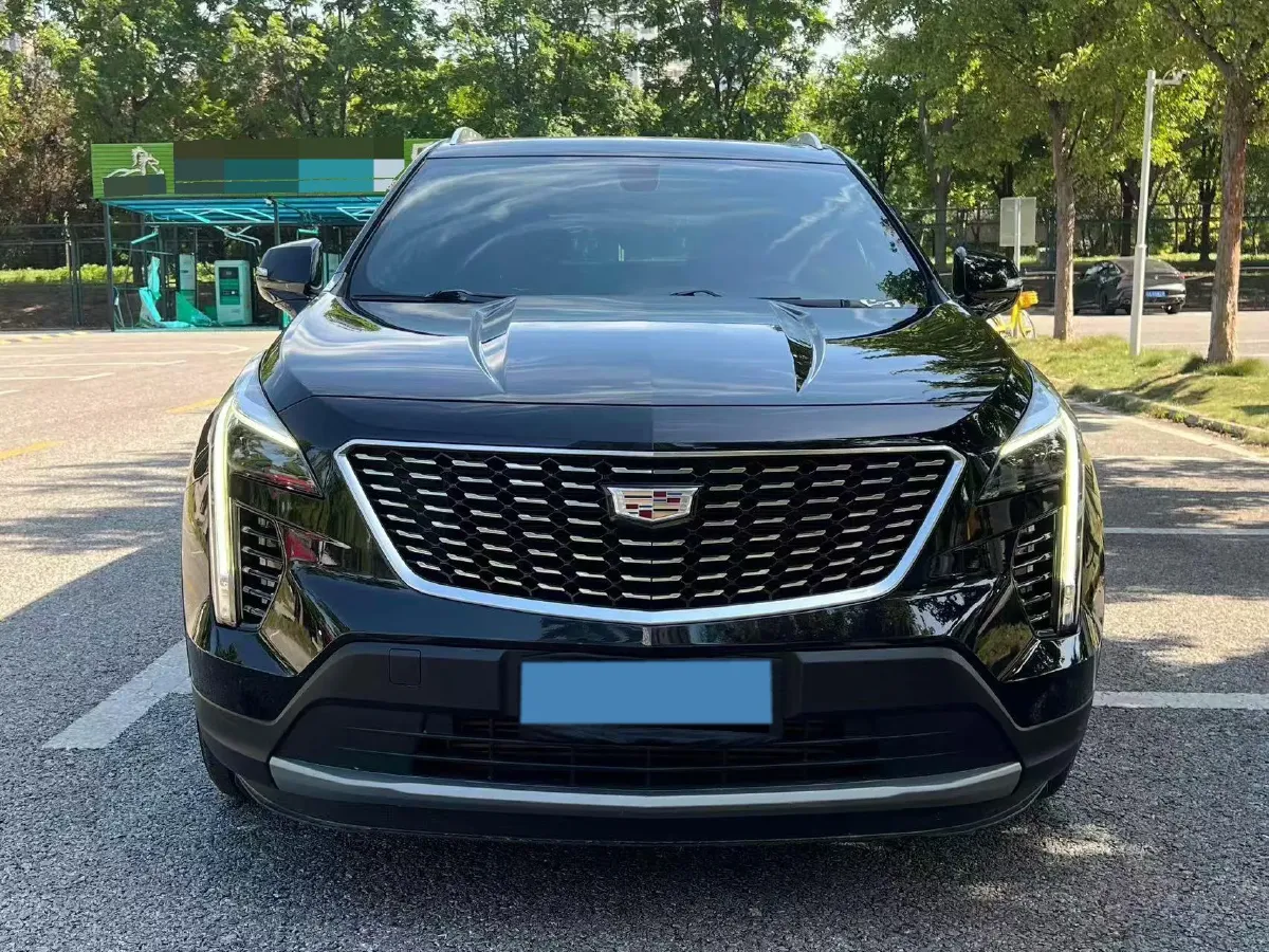 2021 Cadillac XT4 2.0T 237HP L4 9AT,autocango,china used car exporter,china ev exporter,chinese used car exporter,chinese used ev exporter