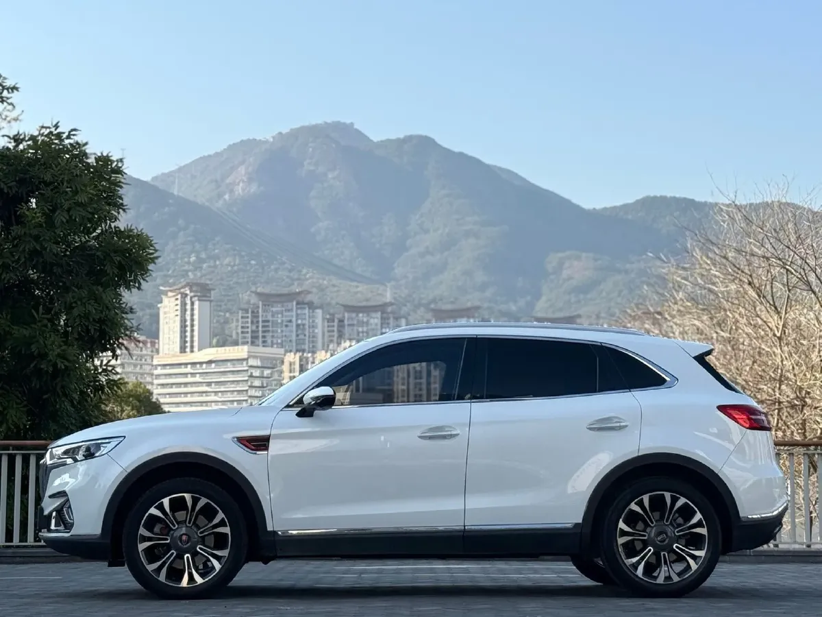 2019 HongQi HS5 2.0T 224HP L4 6AT,autocango,china used car exporter,china ev exporter,chinese used car exporter,chinese used ev exporter