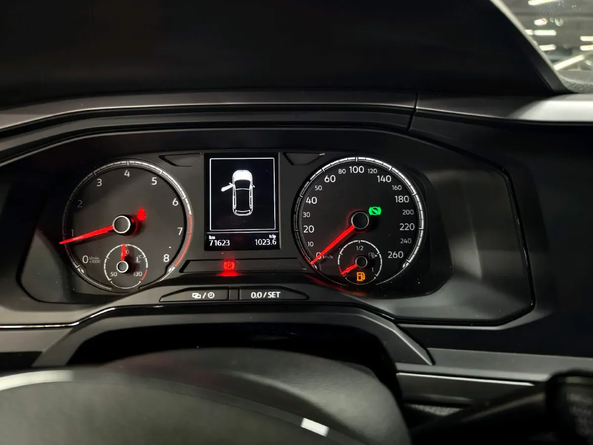 2019 Volkswagen Polo 1.5L 113HP L4 6AT,autocango,china used car exporter,china ev exporter,chinese used car exporter,chinese used ev exporter