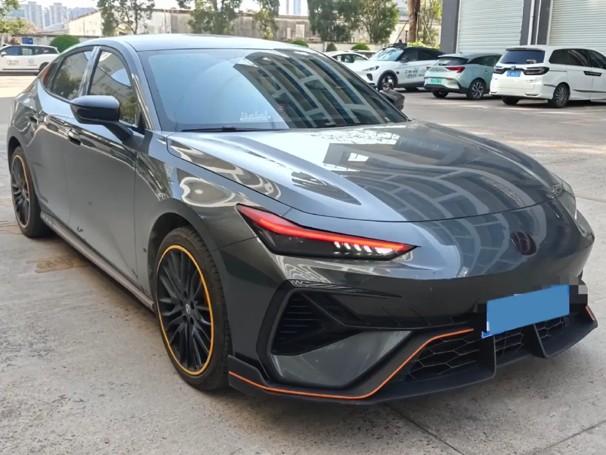 2025 ChangAn UNI-V 1.5T 192HP L4 7DCT,autocango,china used car exporter,china ev exporter,chinese used car exporter,chinese used ev exporter