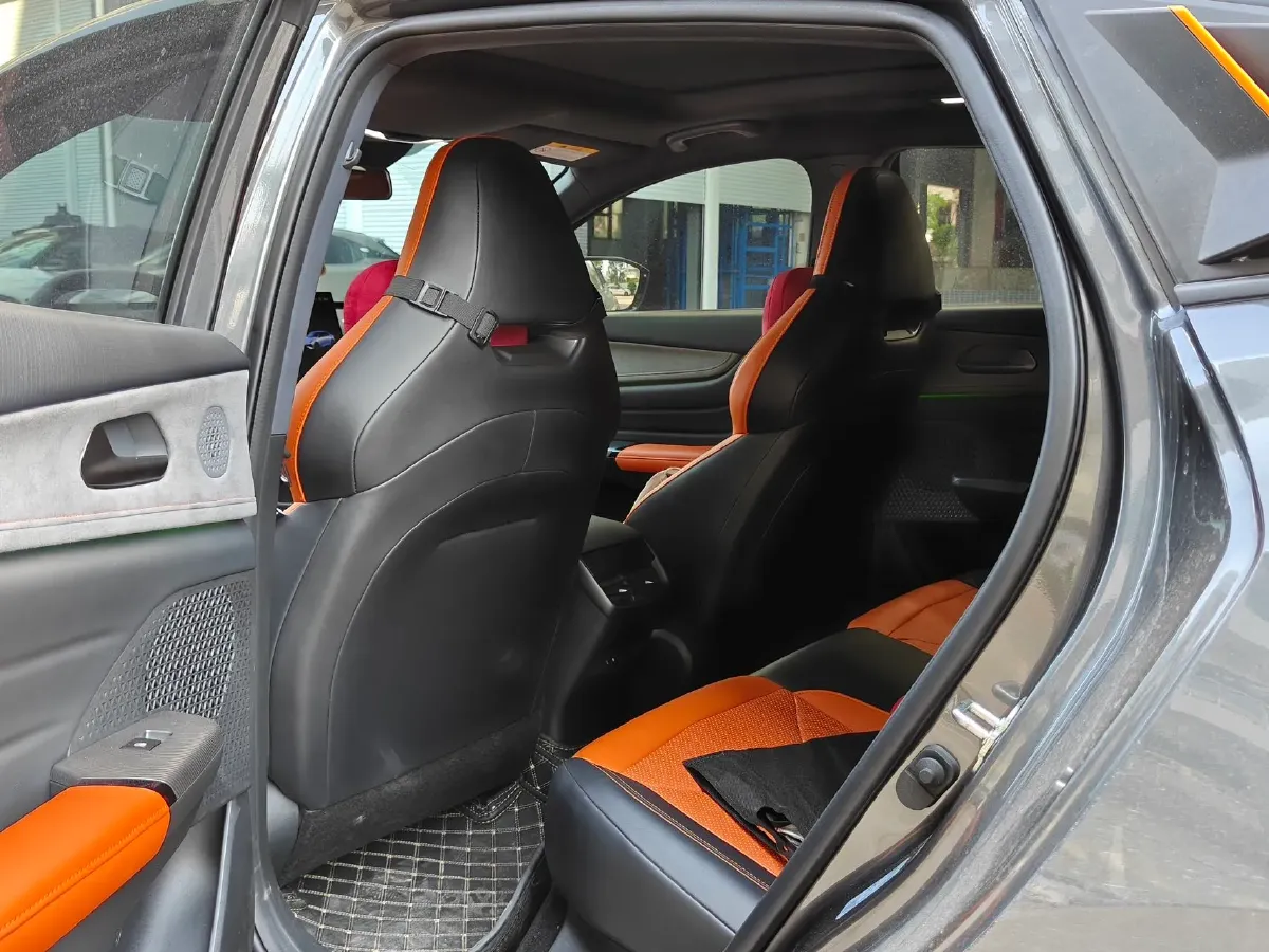 2025 ChangAn UNI-V 1.5T 192HP L4 7DCT,autocango,china used car exporter,china ev exporter,chinese used car exporter,chinese used ev exporter