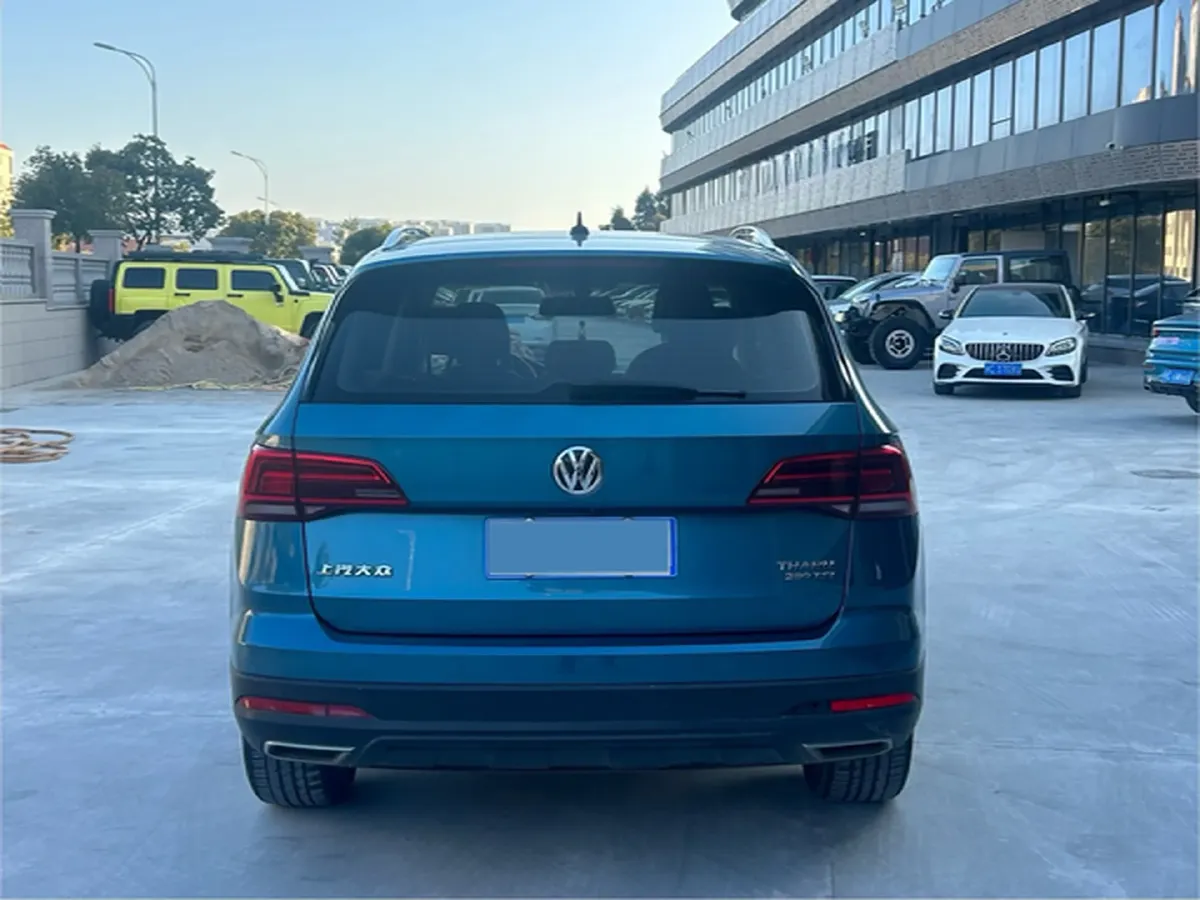 2019 MINI MINI 1.5T 102HP L3 7DCT,autocango,china used car exporter,china ev exporter,chinese used car exporter,chinese used ev exporter