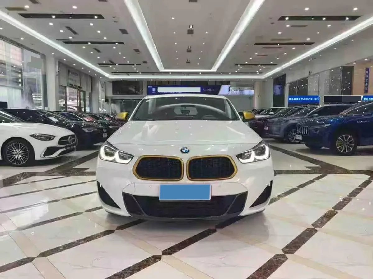 2023 BMW X2 2.0T 178HP L4 7DCT,autocango,china used car exporter,china ev exporter,chinese used car exporter,chinese used ev exporter