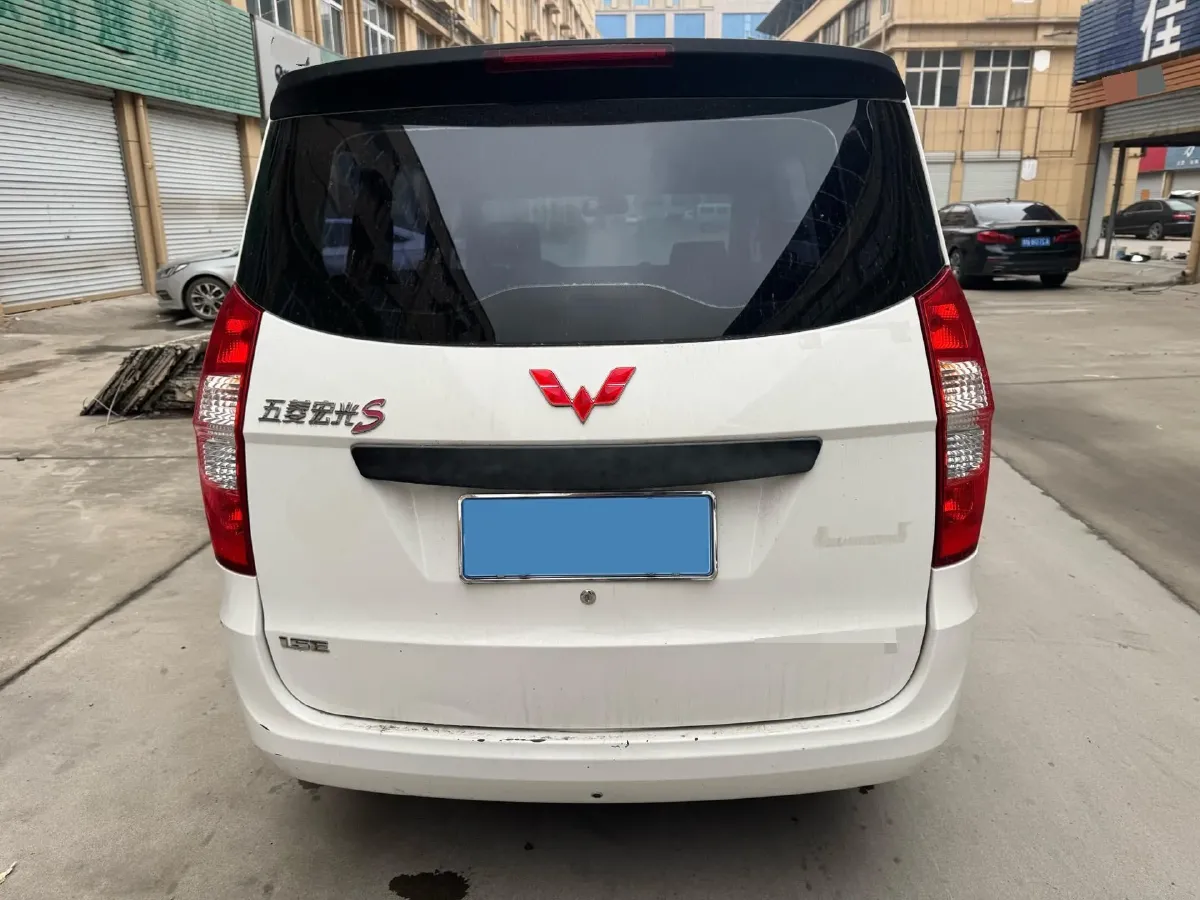 2018 WuLing HongGuang 1.5L 105HP L4 5MT,autocango,china used car exporter,china ev exporter,chinese used car exporter,chinese used ev exporter