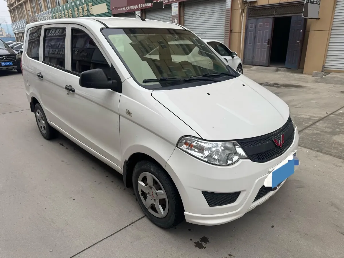 2018 WuLing HongGuang 1.5L 105HP L4 5MT,autocango,china used car exporter,china ev exporter,chinese used car exporter,chinese used ev exporter