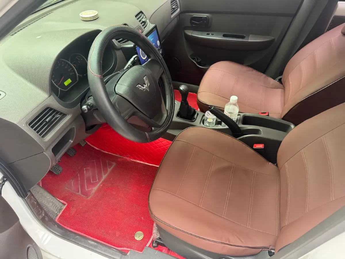 2018 WuLing HongGuang 1.5L 105HP L4 5MT,autocango,china used car exporter,china ev exporter,chinese used car exporter,chinese used ev exporter