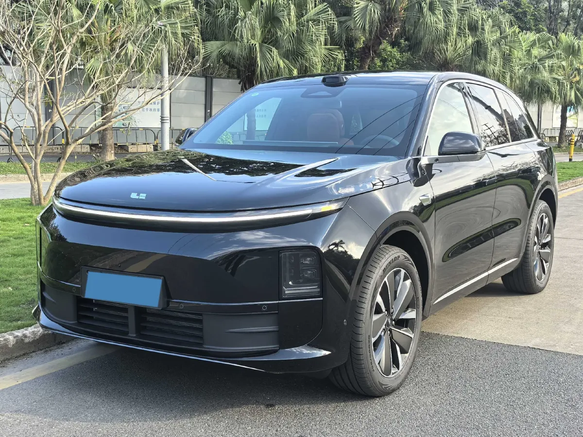 2025 Li L6 Range Extended 154HP L4 REEV,autocango,china used car exporter,china ev exporter,chinese used car exporter,chinese used ev exporter