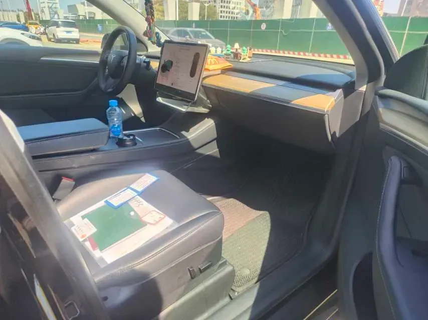 2022 Tesla Model Y BEV 60KWH,autocango,china used car exporter,china ev exporter,chinese used car exporter,chinese used ev exporter