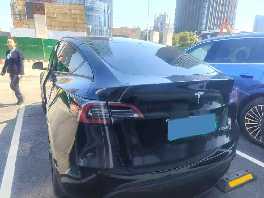 2022 Tesla Model Y BEV 60KWH,autocango,china used car exporter,china ev exporter,chinese used car exporter,chinese used ev exporter
