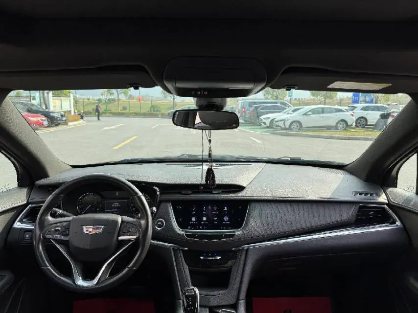 2021 Cadillac XT6 2.0T 237HP L4 9AT,autocango,china used car exporter,china ev exporter,chinese used car exporter,chinese used ev exporter