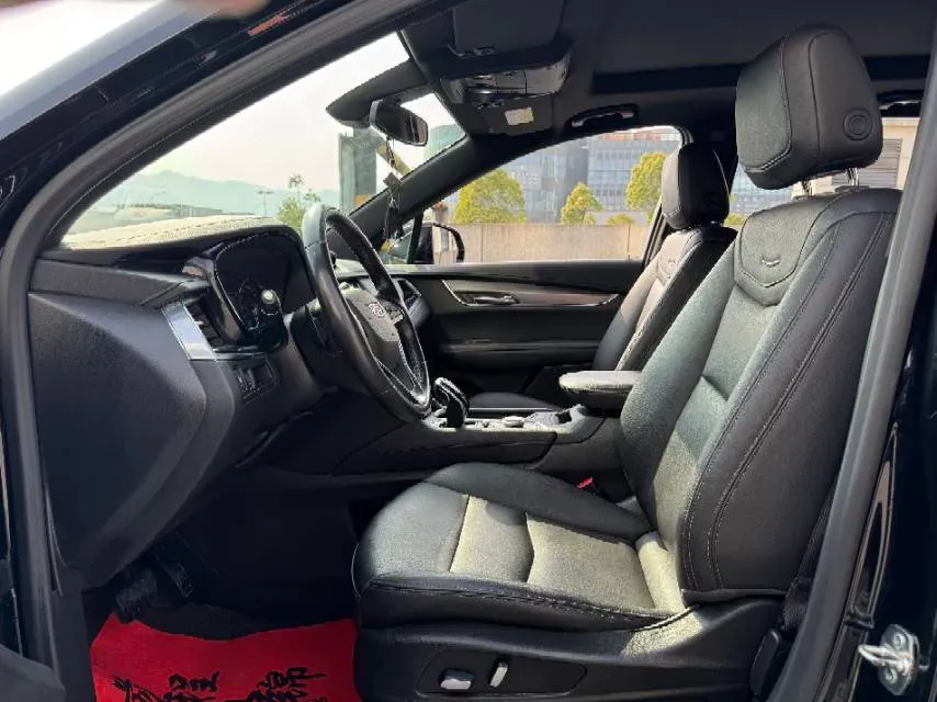 2021 Cadillac XT6 2.0T 237HP L4 9AT,autocango,china used car exporter,china ev exporter,chinese used car exporter,chinese used ev exporter