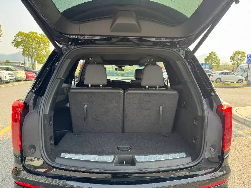 2021 Cadillac XT6 2.0T 237HP L4 9AT,autocango,china used car exporter,china ev exporter,chinese used car exporter,chinese used ev exporter