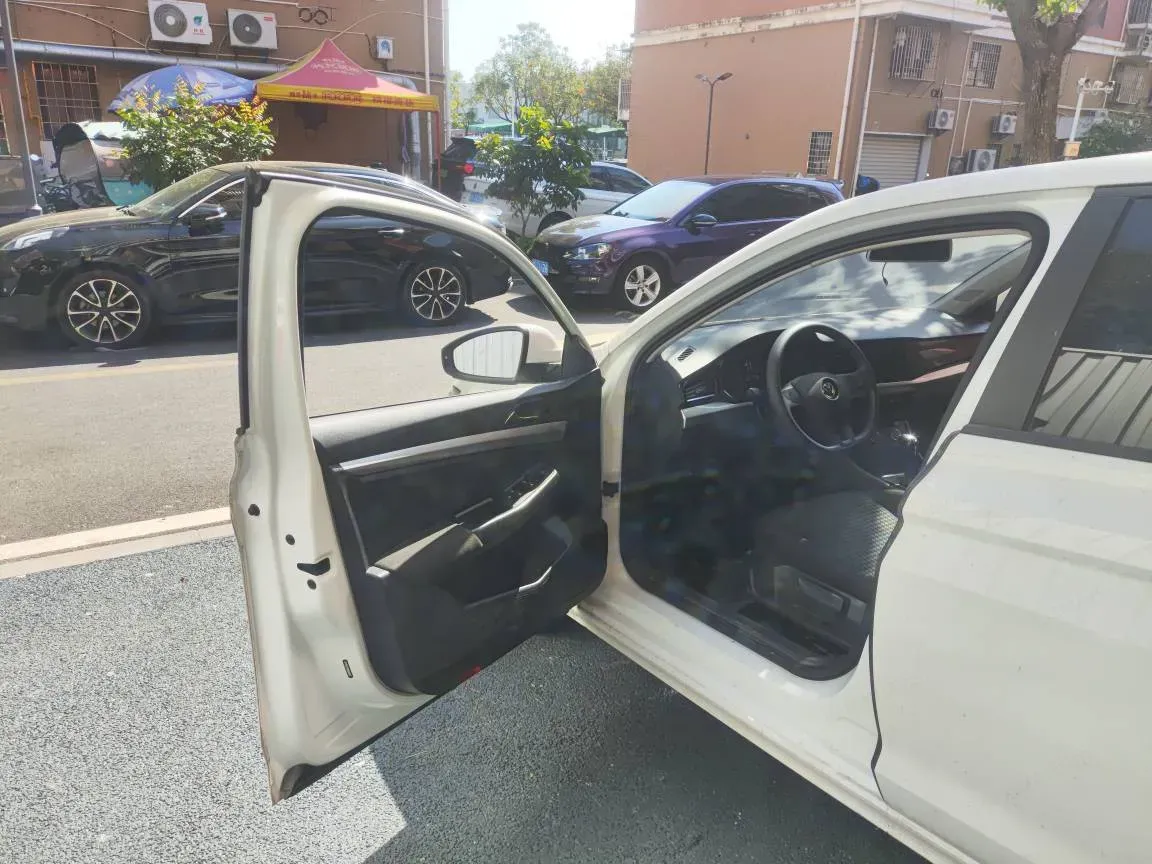 2021 Volkswagen Bora 1.5L 113HP L4 6AT,autocango,china used car exporter,china ev exporter,chinese used car exporter,chinese used ev exporter