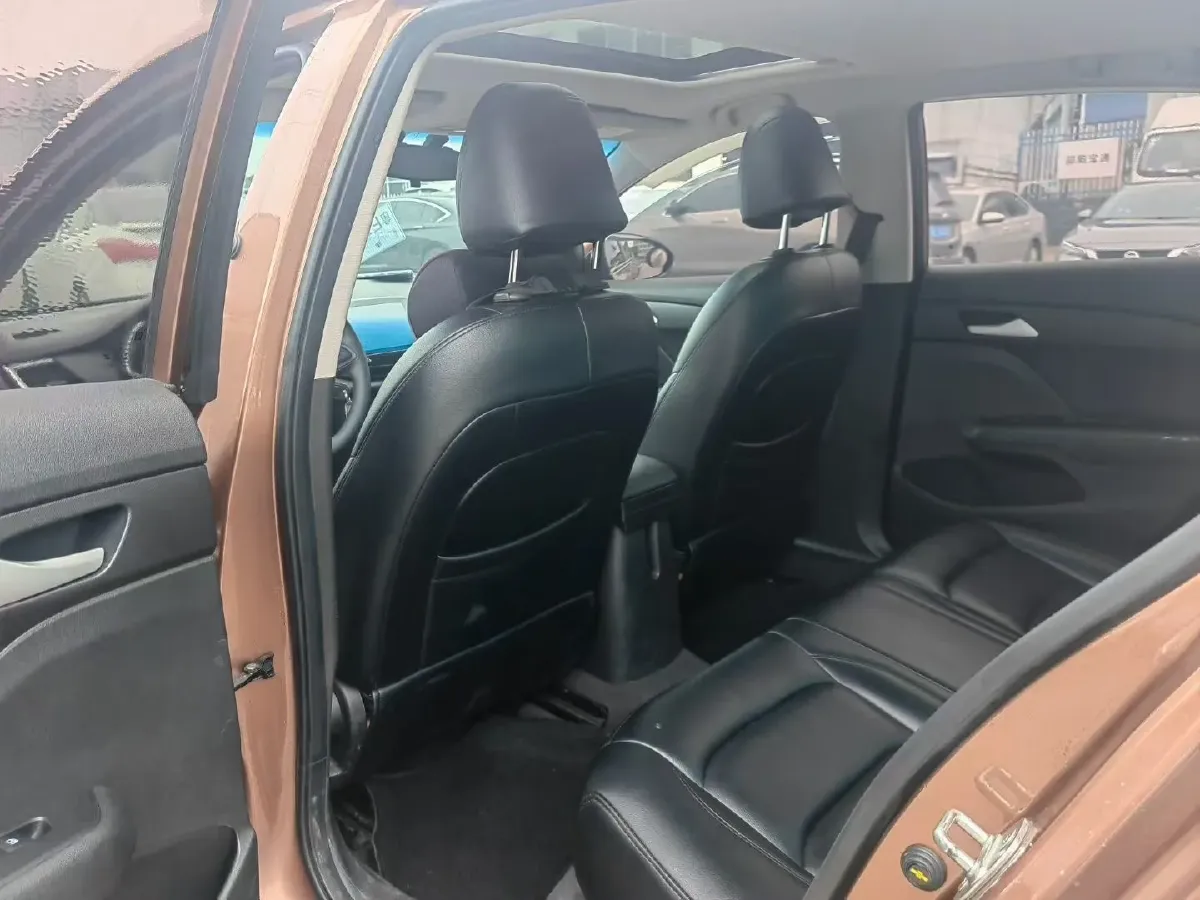 2019 Chevrolet Cavalier 1.5L 113HP L4 6AT,autocango,china used car exporter,china ev exporter,chinese used car exporter,chinese used ev exporter