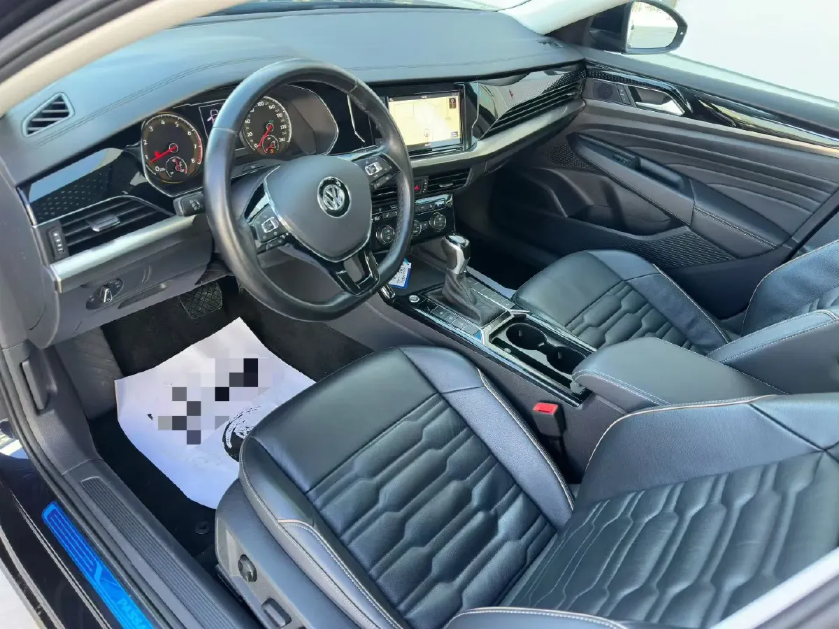 2019 Skoda Kodiak 2.0T 186HP L4 7DCT,autocango,china used car exporter,china ev exporter,chinese used car exporter,chinese used ev exporter