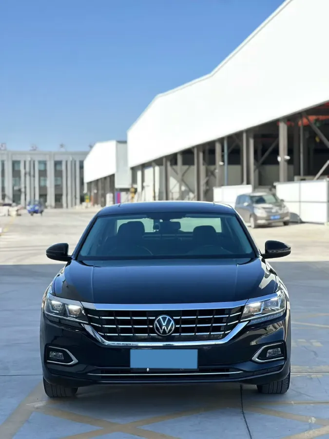 2019 Skoda Kodiak 2.0T 186HP L4 7DCT,autocango,china used car exporter,china ev exporter,chinese used car exporter,chinese used ev exporter