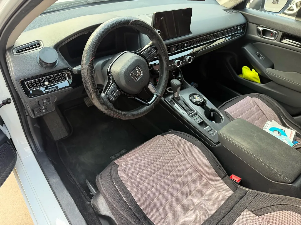 2023 Honda Civic 1.5T 182HP L4 CVT,autocango,china used car exporter,china ev exporter,chinese used car exporter,chinese used ev exporter