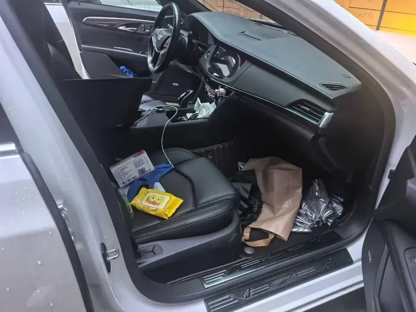 2020 Cadillac CT6 2.0T 241HP L4 10AT,autocango,china used car exporter,china ev exporter,chinese used car exporter,chinese used ev exporter