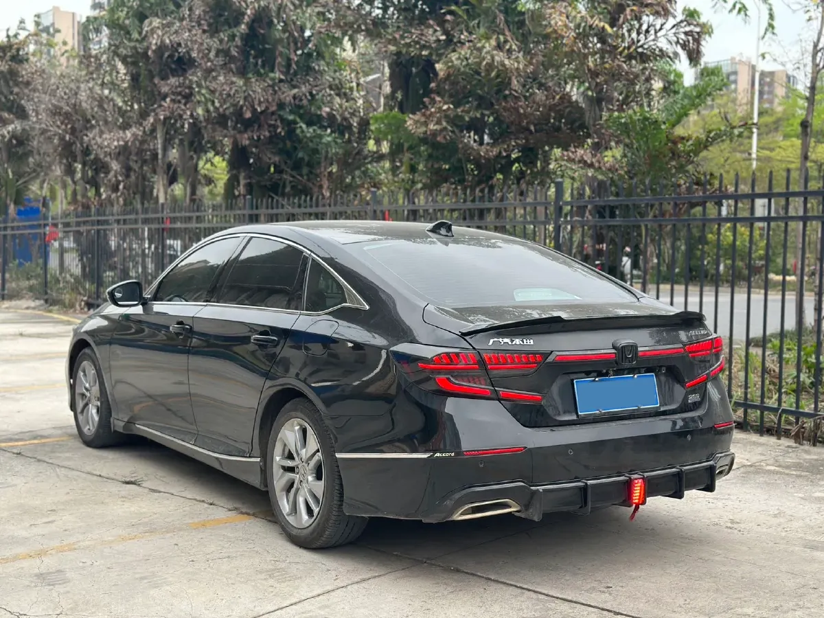 2021 Honda Accord 1.5T 194HP L4 CVT,autocango,china used car exporter,china ev exporter,chinese used car exporter,chinese used ev exporter