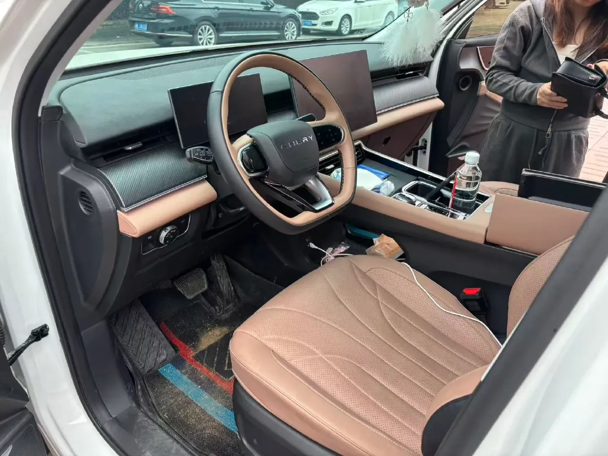 2024 Chery Tiggo8L 2.0T 254HP L4 8AT,autocango,china used car exporter,china ev exporter,chinese used car exporter,chinese used ev exporter